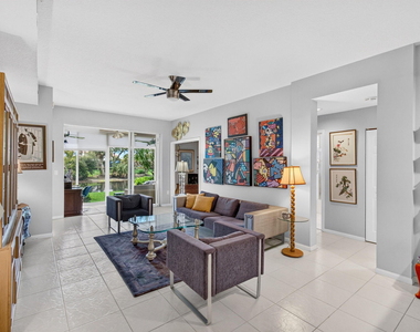 12418 Crystal Pointe Drive - Photo Thumbnail 7