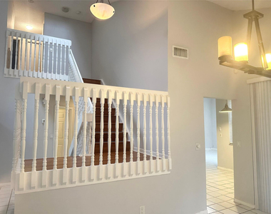 10461 Nw 12th Court - Photo Thumbnail 14