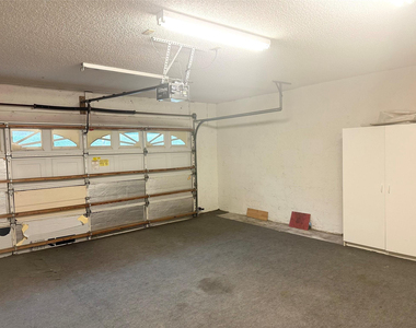10461 Nw 12th Court - Photo Thumbnail 18