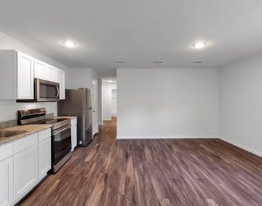 625 Whitworth Street - Photo Thumbnail 7