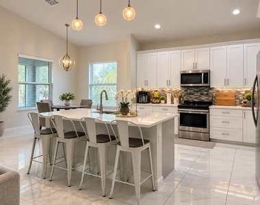 2902 Sw Savona Boulevard - Photo Thumbnail 3