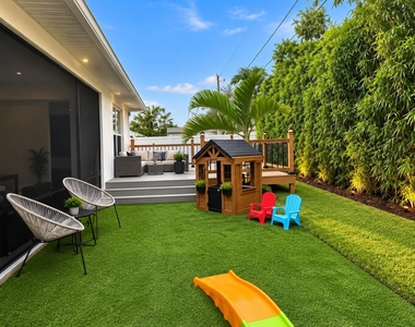2902 Sw Savona Boulevard - Photo Thumbnail 12