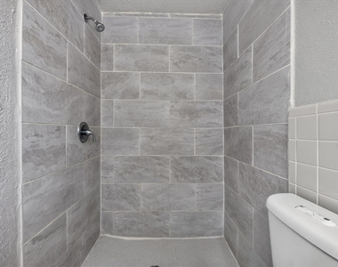4902 Inverness Avenue - Photo Thumbnail 20