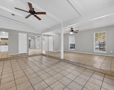 4902 Inverness Avenue - Photo Thumbnail 3
