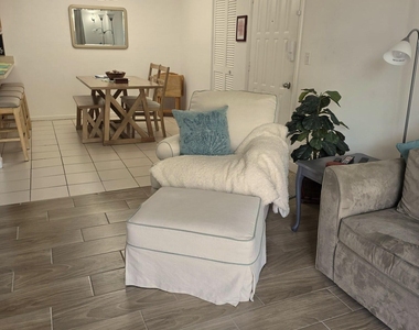 3402 Gardens E Drive - Photo Thumbnail 1