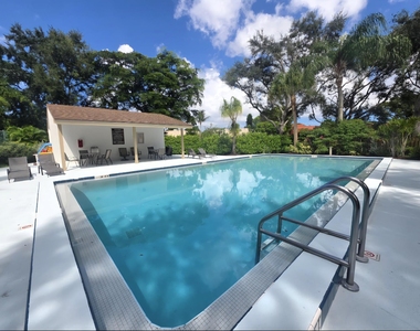 3402 Gardens E Drive - Photo Thumbnail 19