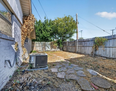 4900 Inverness Avenue - Photo Thumbnail 24