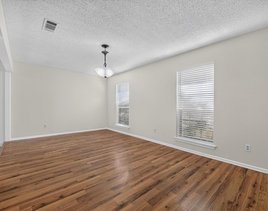 4900 Inverness Avenue - Photo Thumbnail 7