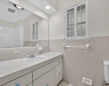 4900 Inverness Avenue - Photo Thumbnail 20