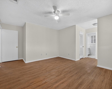 4900 Inverness Avenue - Photo Thumbnail 15