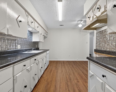 4900 Inverness Avenue - Photo Thumbnail 12