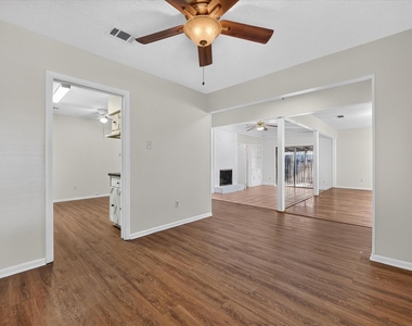 4900 Inverness Avenue - Photo Thumbnail 9