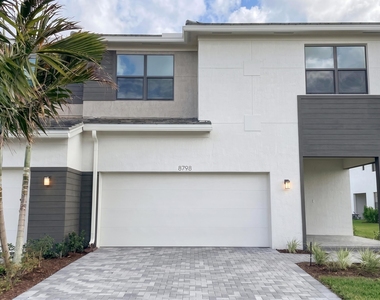8798 Antarus Drive - Photo Thumbnail 27
