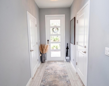 8798 Antarus Drive - Photo Thumbnail 17