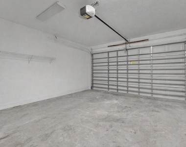 13620 Folkestone Court W - Photo Thumbnail 37