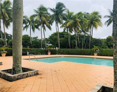 731 Lyons Road - Photo Thumbnail 14