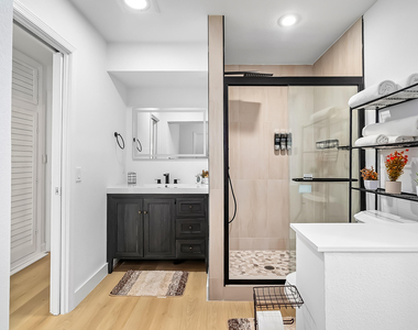 1250 Se 10th Street - Photo Thumbnail 28