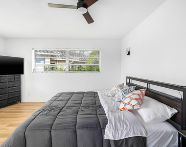 1250 Se 10th Street - Photo Thumbnail 36
