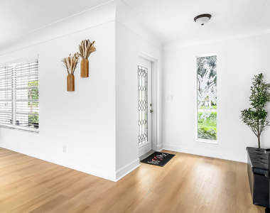 1250 Se 10th Street - Photo Thumbnail 14