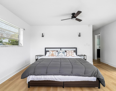 1250 Se 10th Street - Photo Thumbnail 38