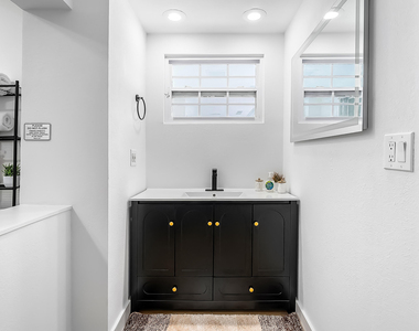 1250 Se 10th Street - Photo Thumbnail 27