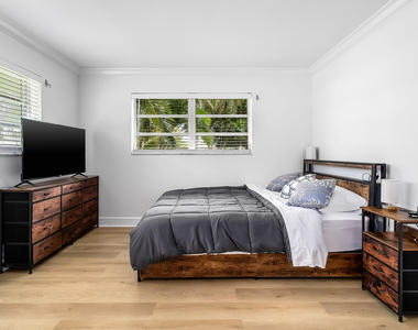 1250 Se 10th Street - Photo Thumbnail 41
