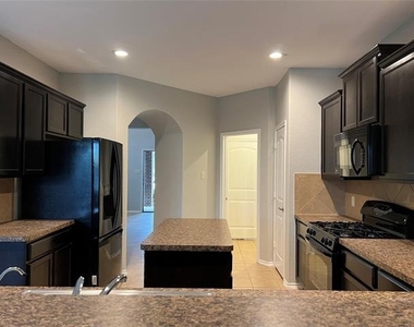 1115 Gaines Road - Photo Thumbnail 5