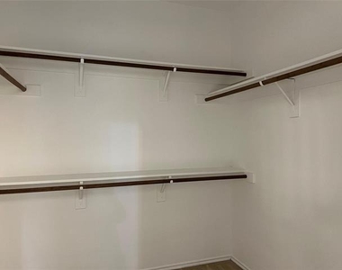 1115 Gaines Road - Photo Thumbnail 18