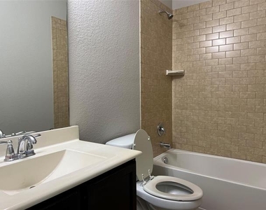1115 Gaines Road - Photo Thumbnail 16