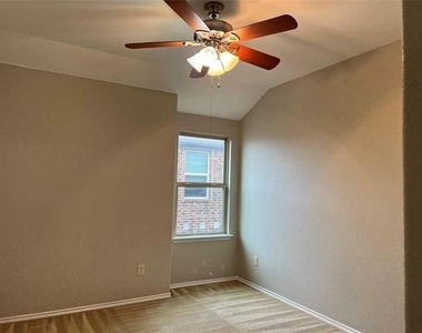1115 Gaines Road - Photo Thumbnail 15