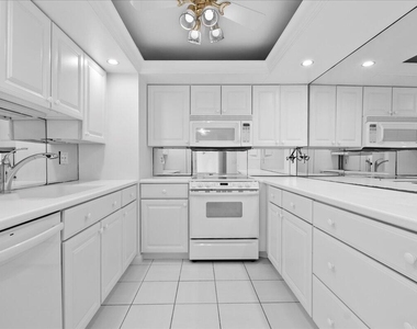 5200 N Flagler Drive - Photo Thumbnail 7