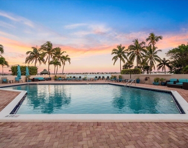 5200 N Flagler Drive - Photo Thumbnail 29