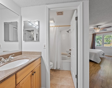 154 Seabreeze Circle - Photo Thumbnail 15