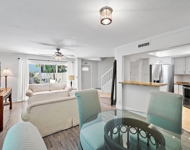 154 Seabreeze Circle - Photo Thumbnail 8