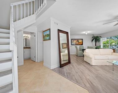 154 Seabreeze Circle - Photo Thumbnail 5