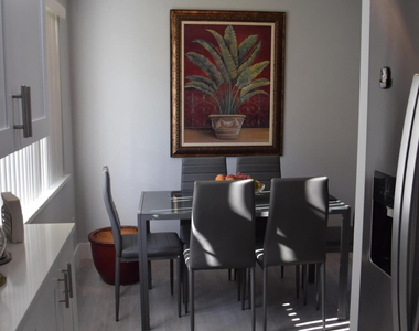 460 Durham P - Photo Thumbnail 10