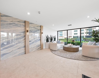 5460 N Ocean Drive - Photo Thumbnail 20