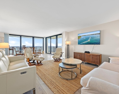 5460 N Ocean Drive - Photo Thumbnail 6