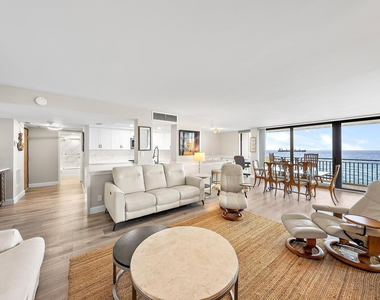 5460 N Ocean Drive - Photo Thumbnail 4