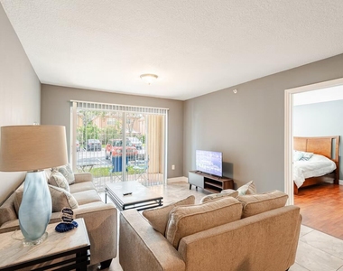 4041 San Marino Boulevard - Photo Thumbnail 12