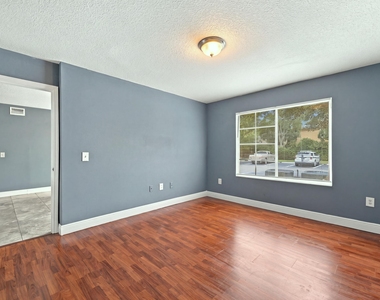 4041 San Marino Boulevard - Photo Thumbnail 17