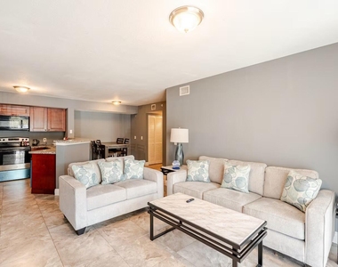 4041 San Marino Boulevard - Photo Thumbnail 2