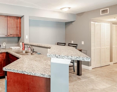 4041 San Marino Boulevard - Photo Thumbnail 5