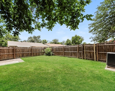 218 Long Shadow Lane - Photo Thumbnail 13