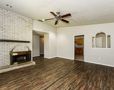 218 Long Shadow Lane - Photo Thumbnail 2