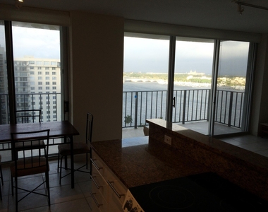 1801 S Flagler Drive - Photo Thumbnail 3