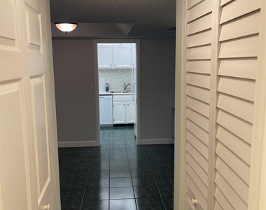 3740 Inverrary Drive - Photo Thumbnail 17