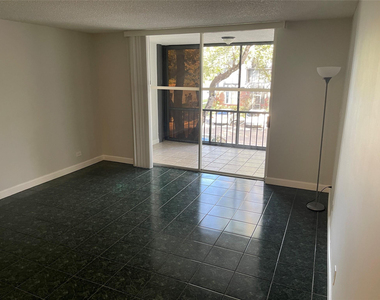 3740 Inverrary Drive - Photo Thumbnail 4