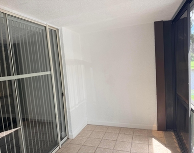 3740 Inverrary Drive - Photo Thumbnail 27