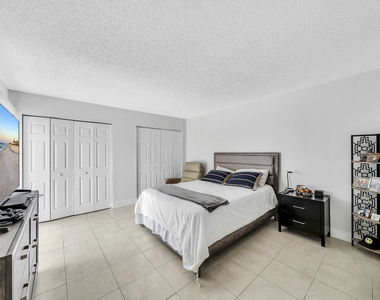 2228 White Pine Circle - Photo Thumbnail 14